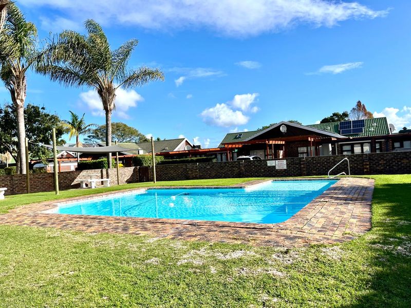 Town House on River Front Estate - Photo 10