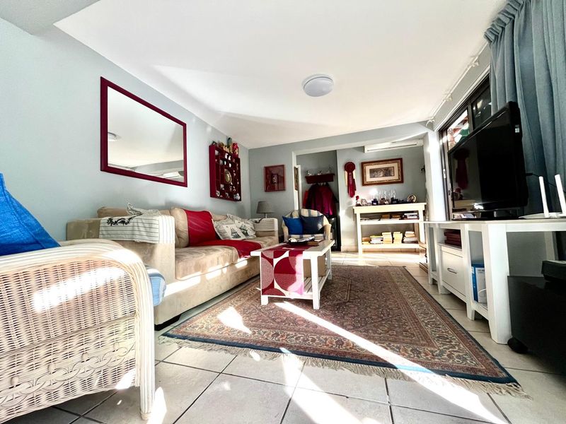 Town House on River Front Estate - Photo 2