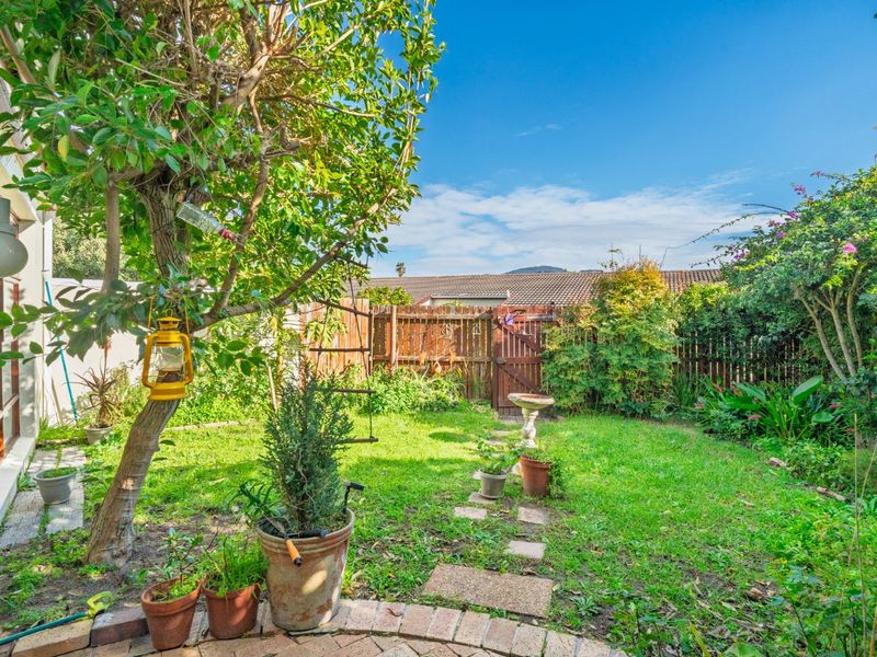 Rare Opportunity to Renovate & Grow in One of Plumstead's Best-Kept Estates - Photo 7