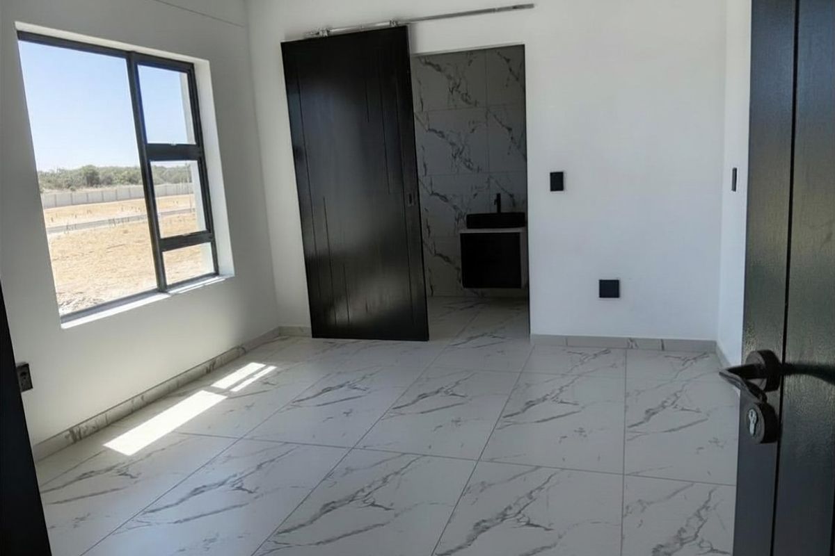 Where Eco-Smart Meets High-End: A New Standard for Sandown Living - Photo 5