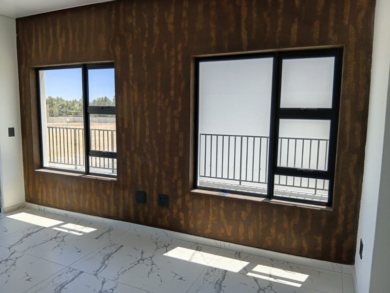 Where Eco-Smart Meets High-End: A New Standard for Sandown Living - Photo 2
