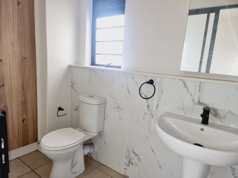 3 bedroom ground floor apartments with 2 bathrooms - Photo 4