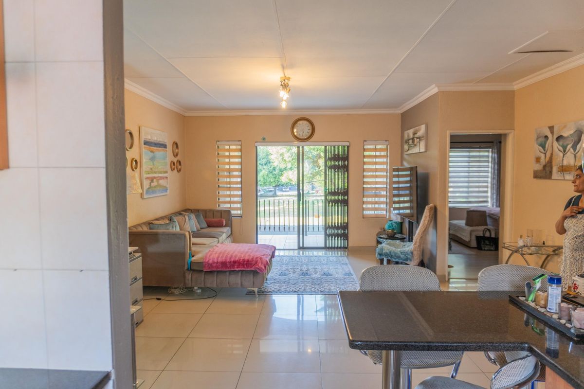 2bedroom Townhouse  - Photo 5