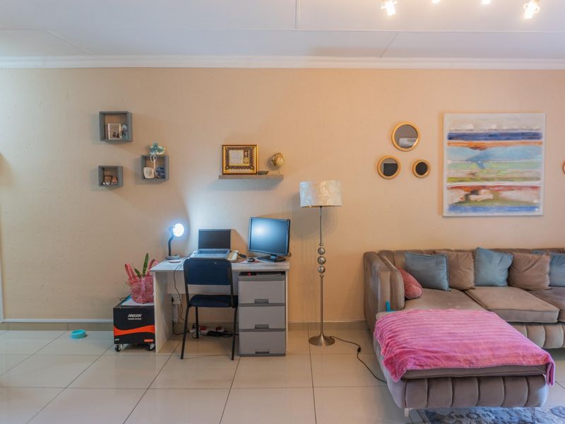 2bedroom Townhouse  - Photo 6