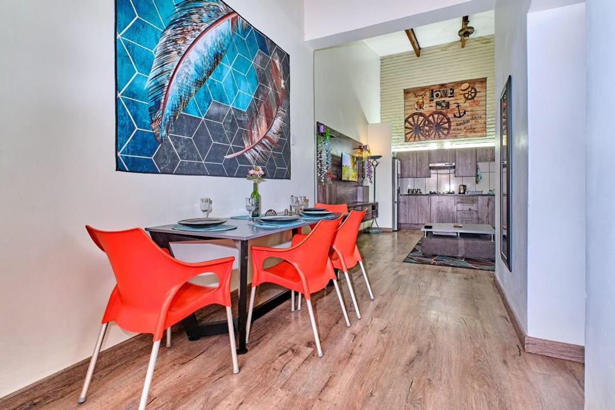 Stunningly Furnished 2-Bedroom Apartment in Secure Complex - Photo 4