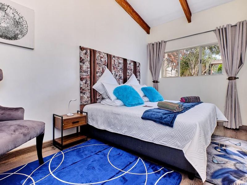 Stunningly Furnished 2-Bedroom Apartment in Secure Complex - Photo 8