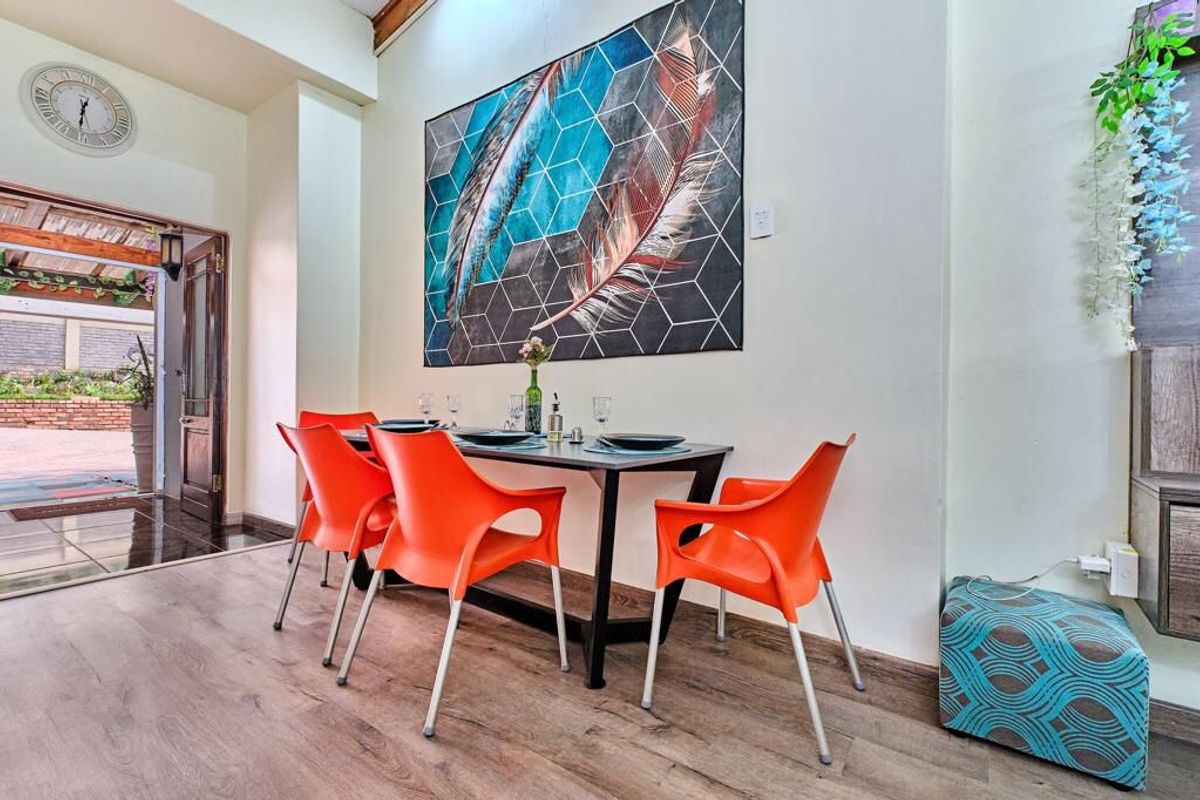 Stunningly Furnished 2-Bedroom Apartment in Secure Complex - Photo 3