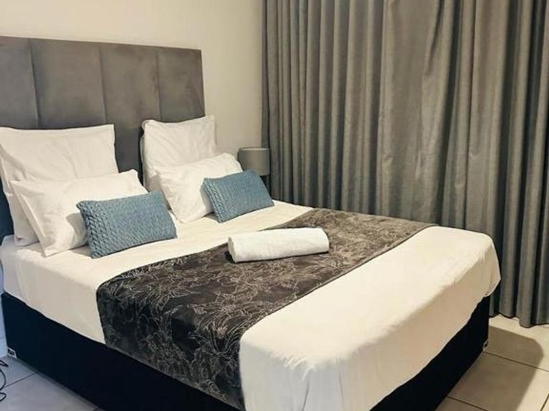 ONE BEDROOM AND ONE BATHROOM - Photo 10