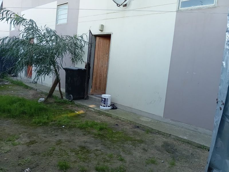 2 Bedroom Maisonette for sale in Forest Village - Photo 6