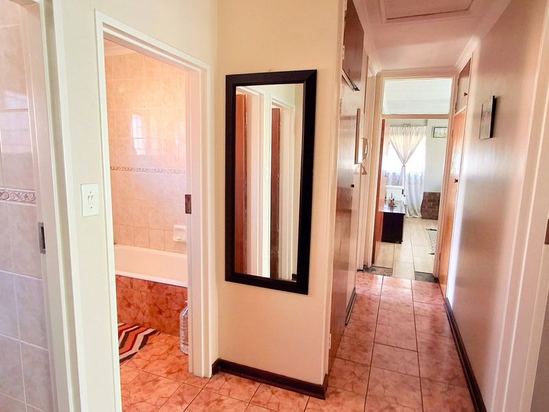 3 Bedrooms home for sale in Sasolburg close to high school and primary school  - Photo 7