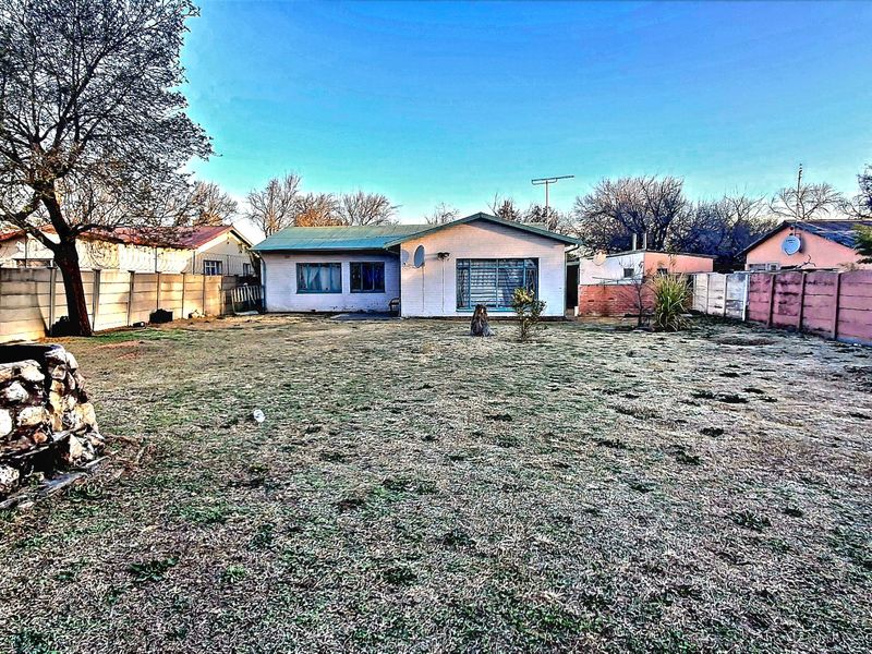 3-Bedroom Home – Perfect Investment Opportunity - Photo 1