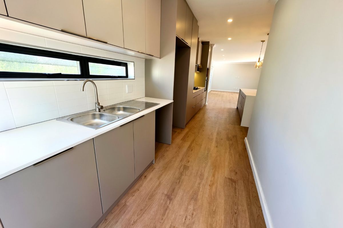 Spacious Family Home to Rent — Secure Parklands Close, Freshly Revamped - Photo 4