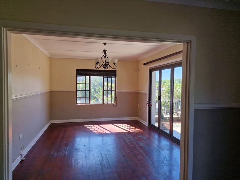 To let in Durban North, Spacious, pet friendly family home in Athlone with flatlet - Photo 4