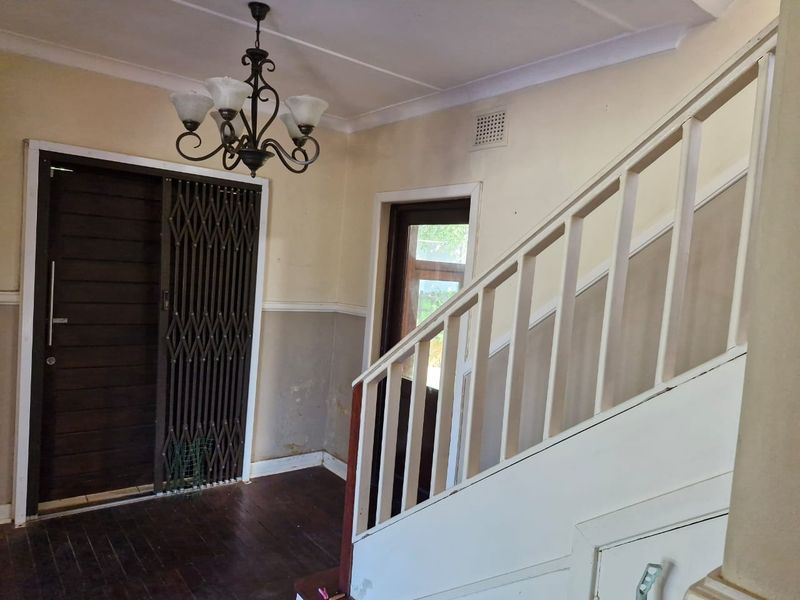 To let in Durban North, Spacious, pet friendly family home in Athlone with flatlet - Photo 7