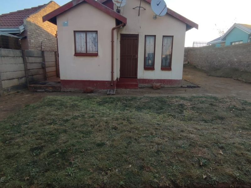 HOUSE FOR SALE IN CLOVERDENE  - Photo 6
