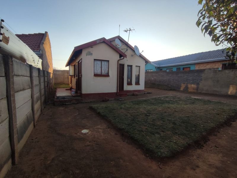 HOUSE FOR SALE IN CLOVERDENE  - Photo 5