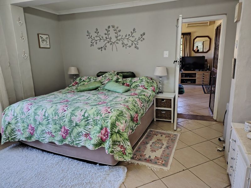 Charming 2-Bedroom, 2-Bathroom Cottage to Let in Gillitts - Photo 9