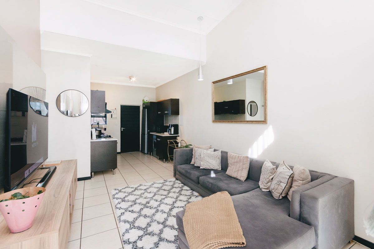 Modern 2 Bedroom Apartment for rent in Greenstone - Photo 4