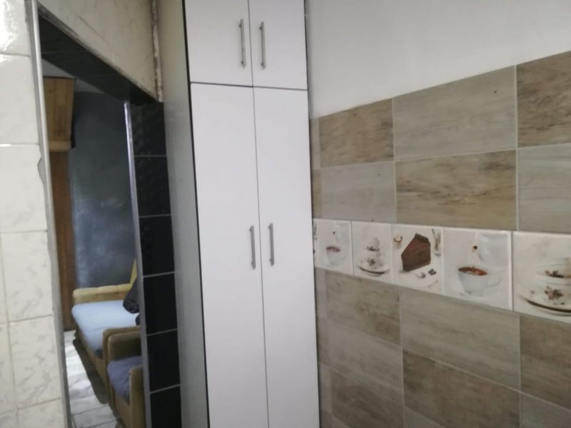 4 Bedroom House for Sale in Bethelsdorp - Photo 4
