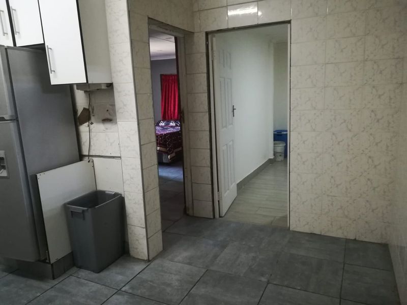 4 Bedroom House for Sale in Bethelsdorp - Photo 3