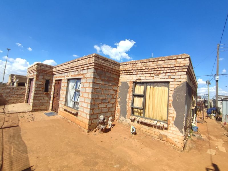 HOUSE FOR SALE IN DUDUZA - Photo 2