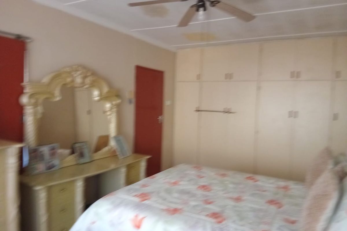 3 Bedroom House - Photo 5