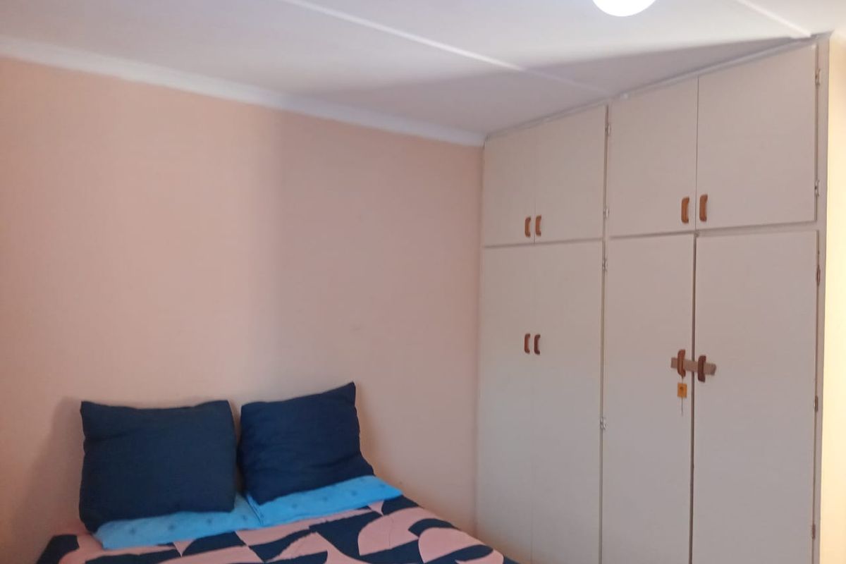 3 Bedroom House - Photo 3