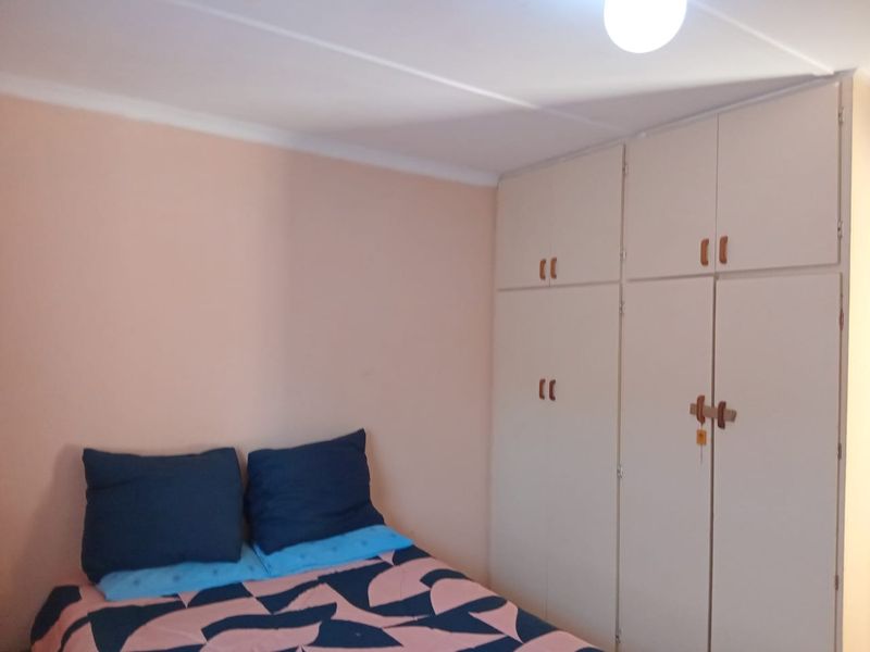 3 Bedroom House - Photo 3