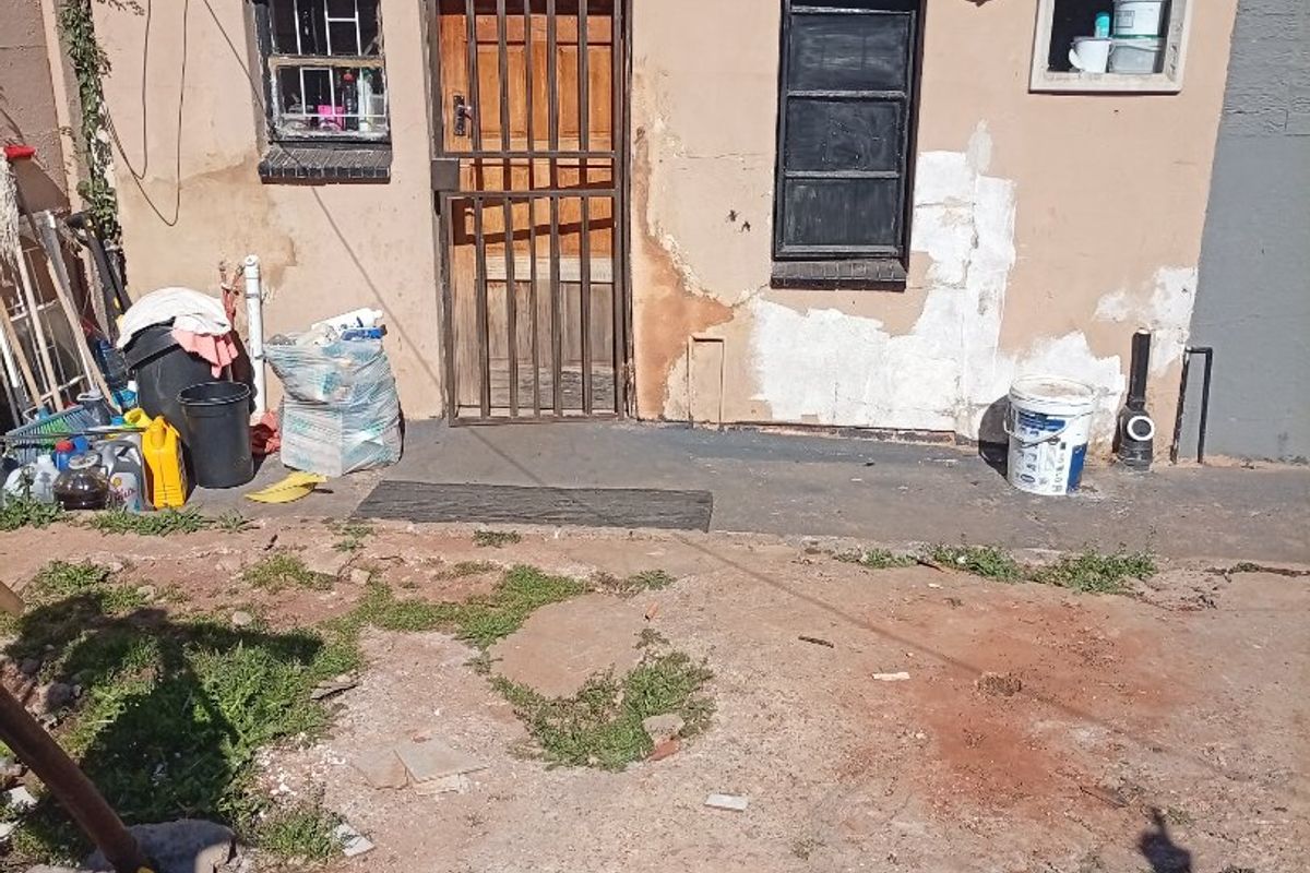Investment Property - Photo 5