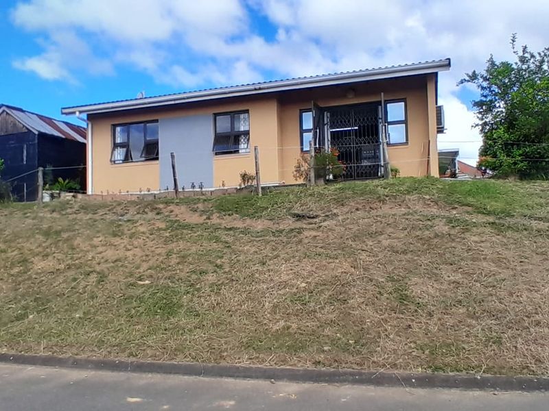 3 bedroom house for sale in Bellair R1,100,000 - Photo 1