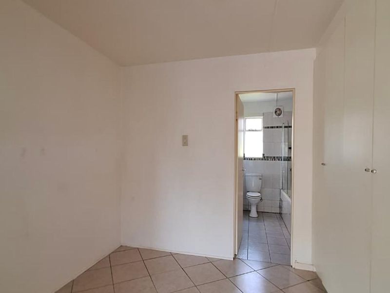 2  Bedroom Townhouse for Sale in Sundowner - Photo 8