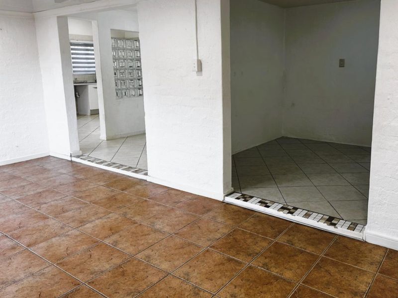 2  Bedroom Townhouse for Sale in Sundowner - Photo 5
