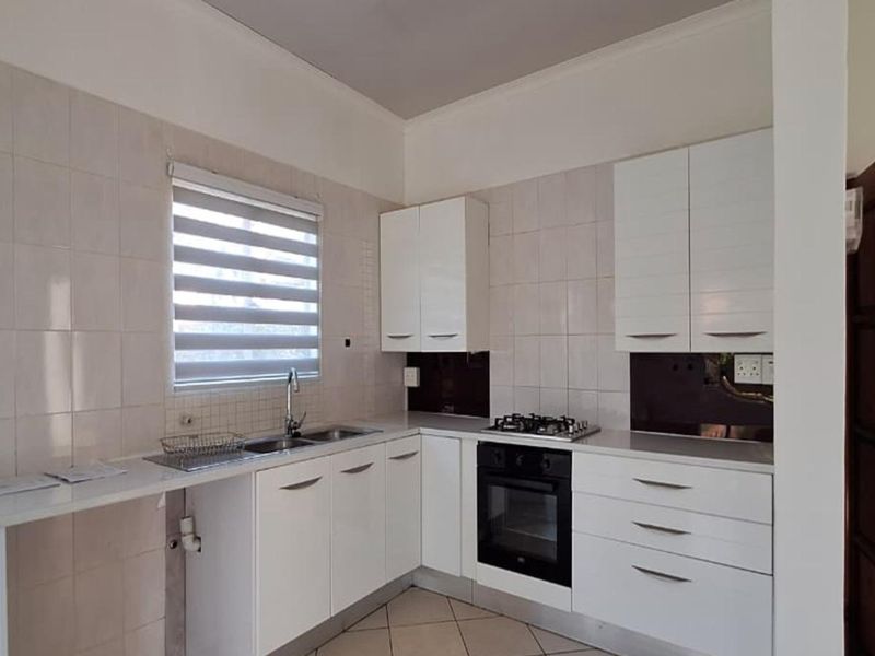 2  Bedroom Townhouse for Sale in Sundowner - Photo 3