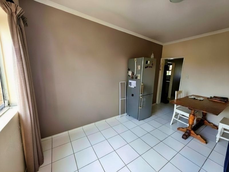 Sole & Exclusive Mandate · North-Facing Family Home in Erebus Complex - Photo 3