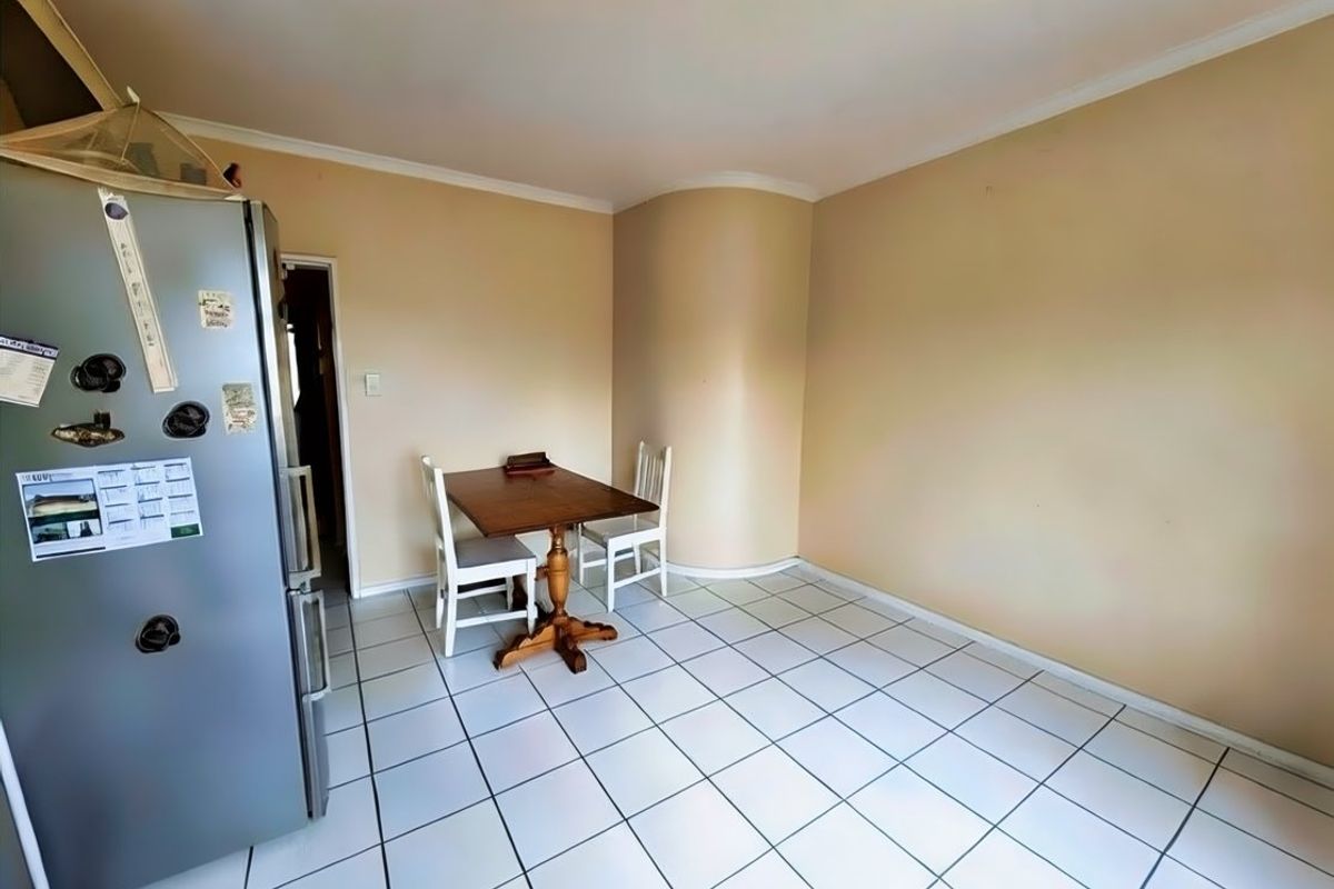 Sole & Exclusive Mandate · North-Facing Family Home in Erebus Complex - Photo 4