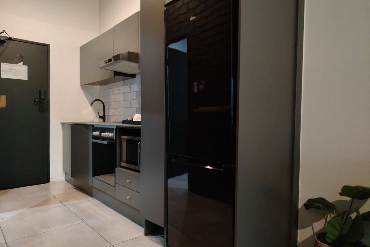 Fully Furnished Studio Apartment Black Brick1 - Photo 2