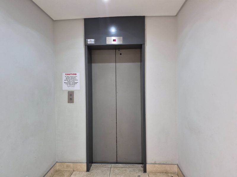Prime 2nd Floor Office Suite with Generator & Backup Water - Photo 4
