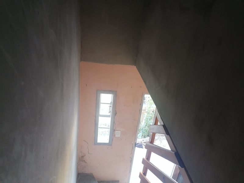 2 Bedroom Maisonette for sale in Forest Village - Photo 4