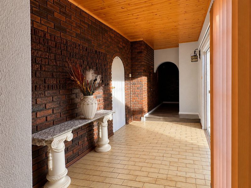 Exceptional family home in Three Rivers East. - Photo 10