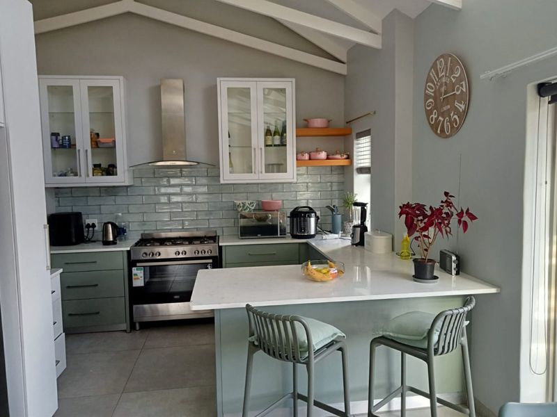 3-Bedroom Retreat -Secure Estate Living - Photo 9