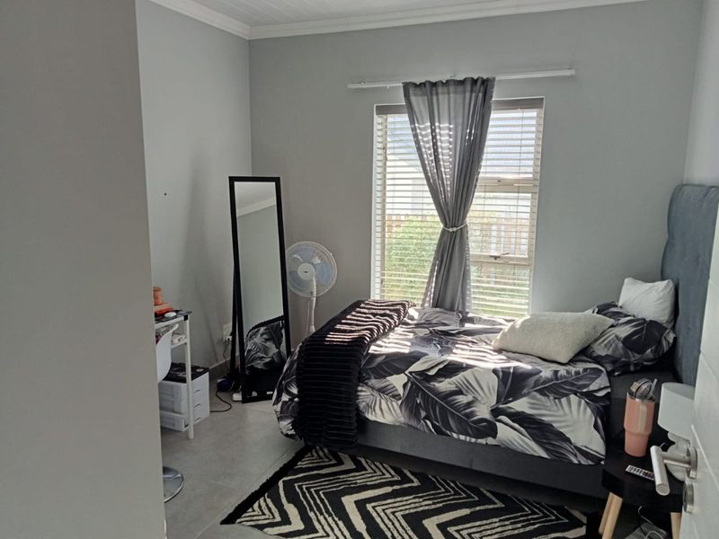 3-Bedroom Retreat -Secure Estate Living - Photo 8