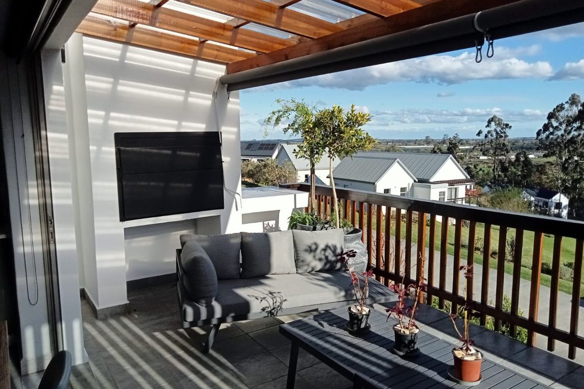3-Bedroom Retreat -Secure Estate Living - Photo 2