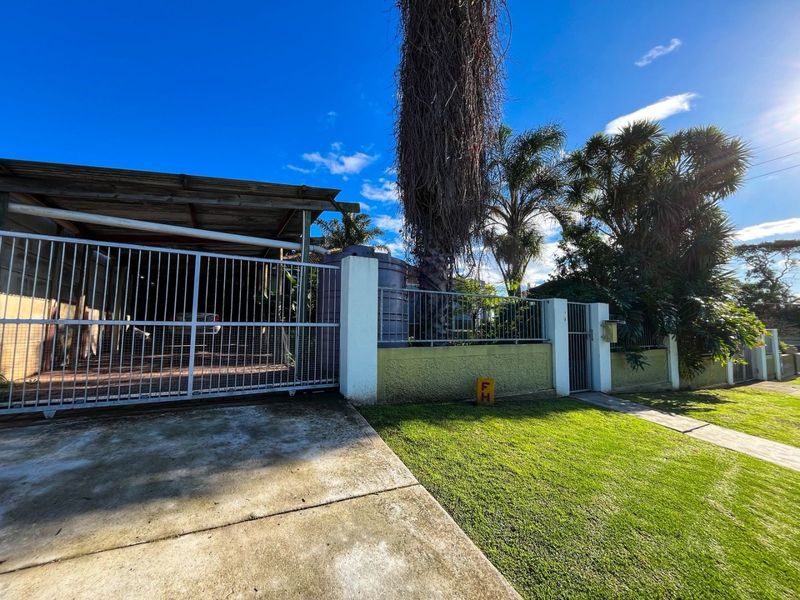 Spacious Family Home with Income-Generating Flatlet & Fantastic Entertainment Area - Photo 5