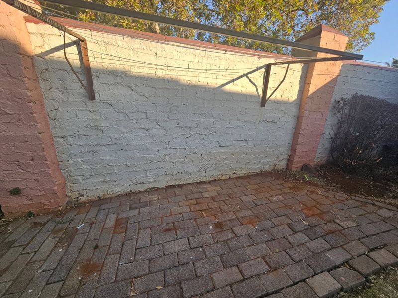 3 Bedroom 2 Bathroom Townhouse To Let in Heuwelsig - Photo 10