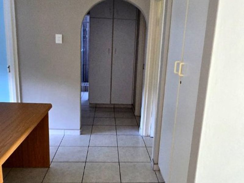 3 bed flat to let in Escombe  - Photo 8