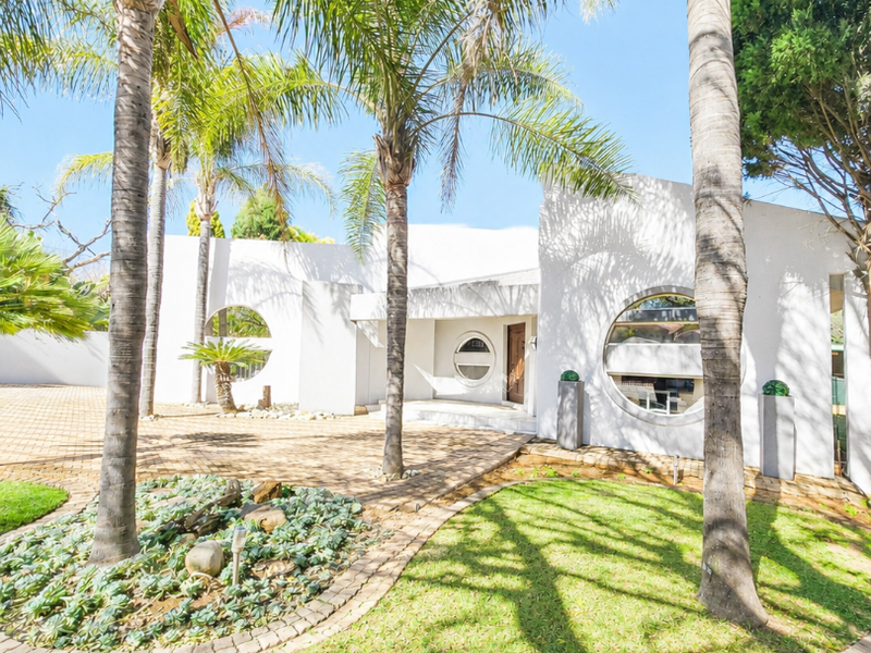 Stunning 4 Bedroom Family Home with Exceptional Space, Security & Lifestyle in Wilkoppies - Photo 1