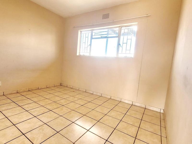 Comfortable two-bedroom apartment in the heart of Three Rivers - Photo 6