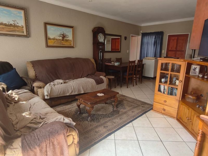 Secure Annlin Duplex With Spacious Private Garden - Photo 3