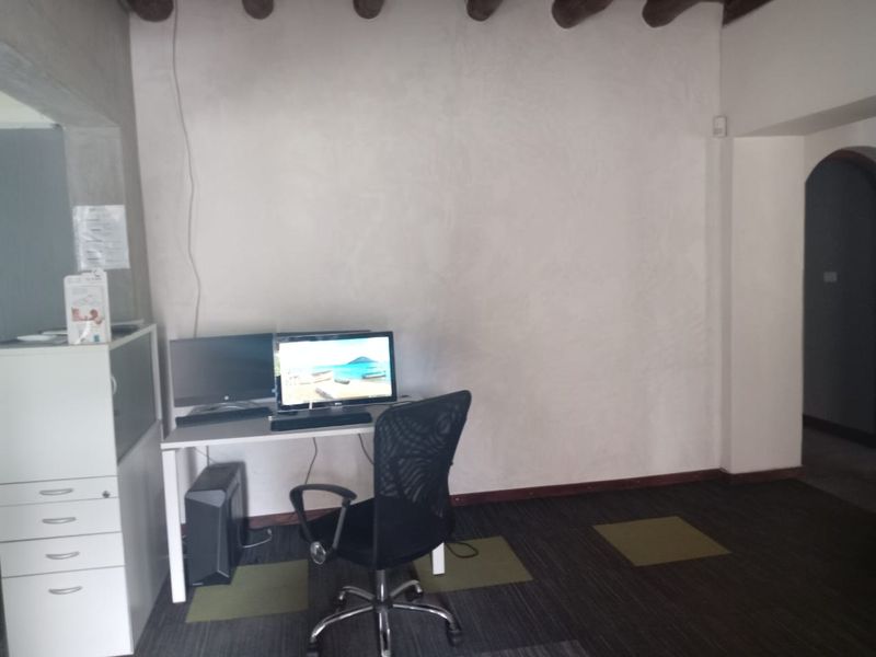 Prime Woodmead Factory Office with Secure Grounds - Photo 8