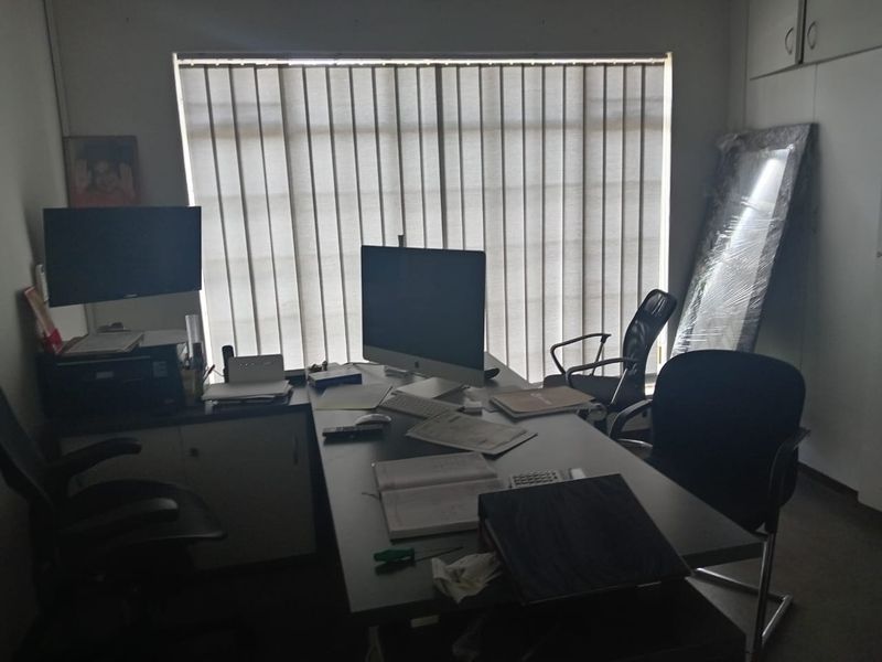 Prime Woodmead Factory Office with Secure Grounds - Photo 7